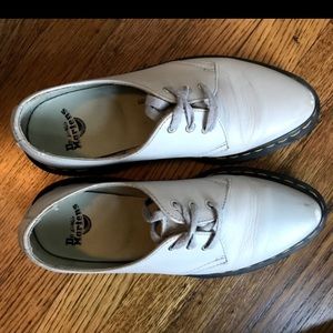 Super cute vintage loafer doc martens